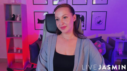 CharlotteHuston CharlotteHuston