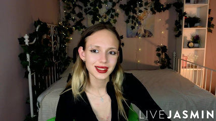 RaeAlexa RaeAlexa